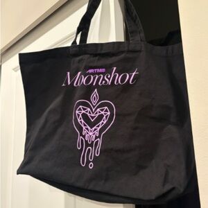 Artms Tote bag Moonshot Merch